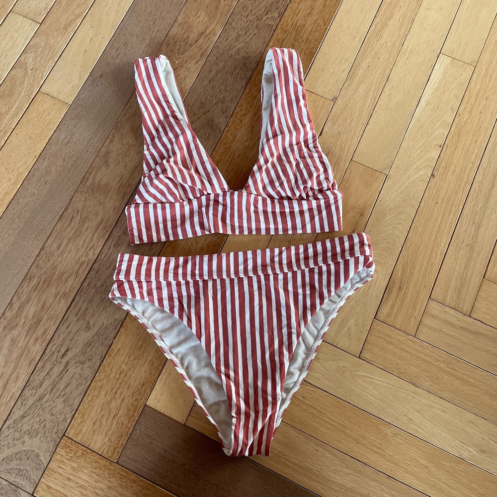 Billabong Bikini Pink and White stripes - Size Medium